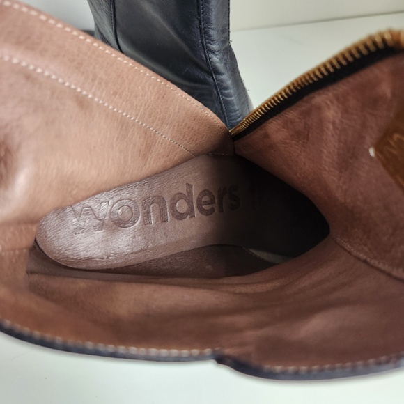 Wonders Iseo Black Leather Booties with Block Heel Gold Zipper Size 40 - Picture 8 of 10